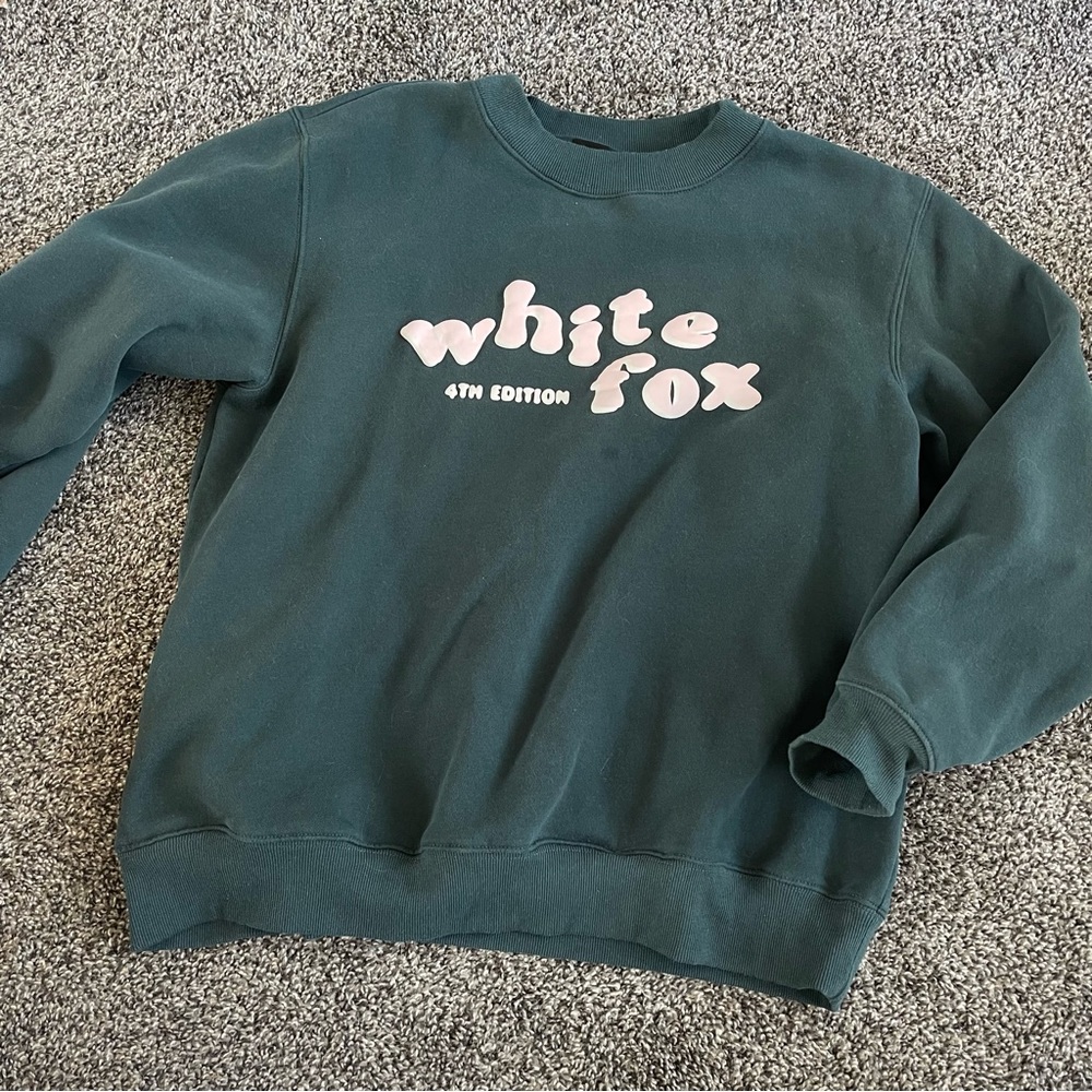 White fox crewneck
